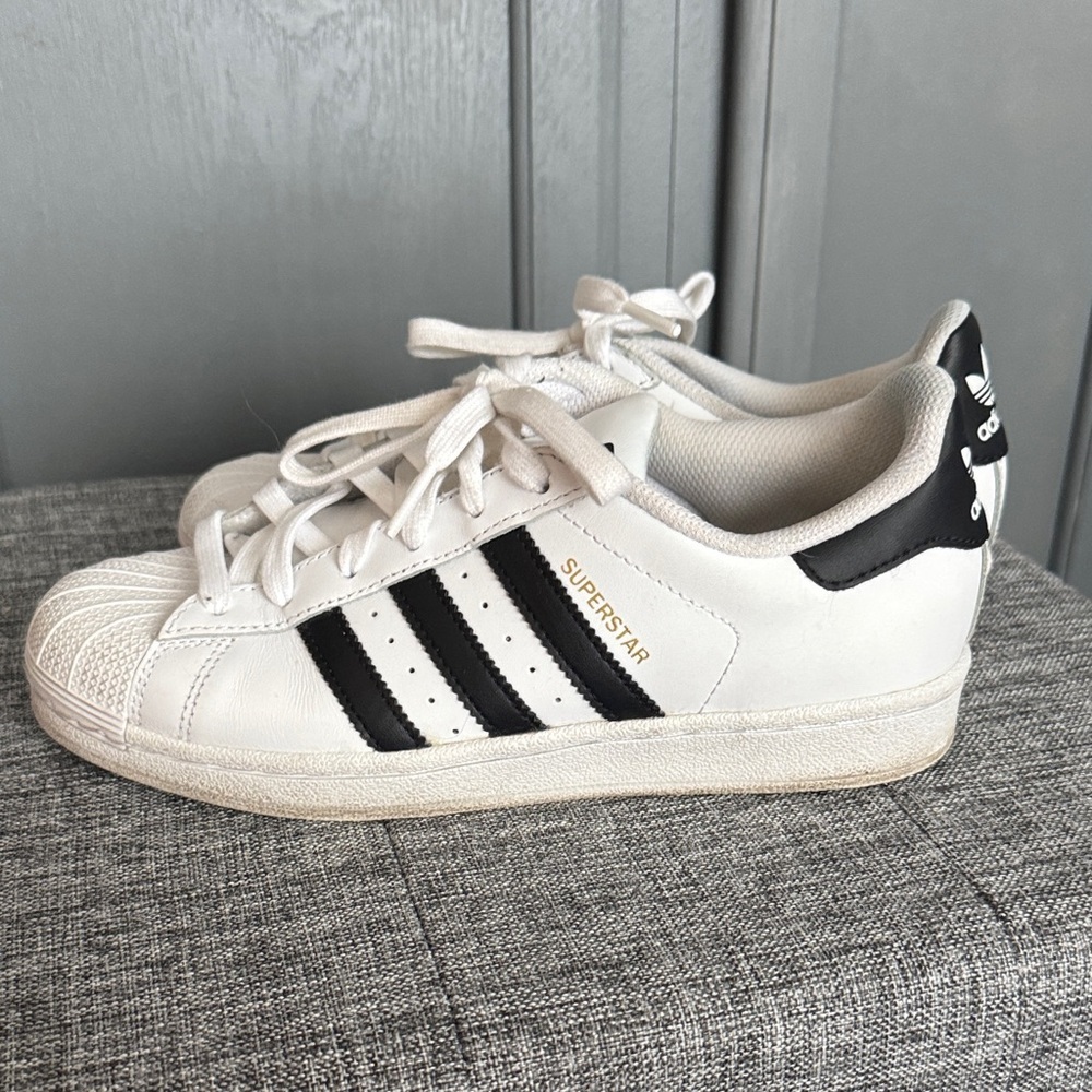 Adidas Superstar Sneakers - Picture 2 of 5